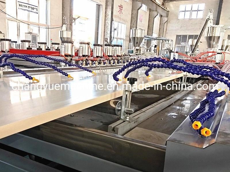 Manufacturer Plastic Wood Hollow Door Panel Making Machine