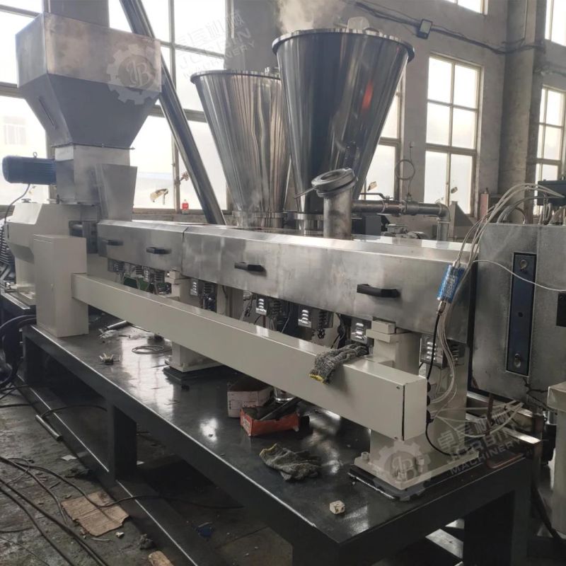 Co-Rotating Twin Screw Extruder Machine with Two Doses for Powder