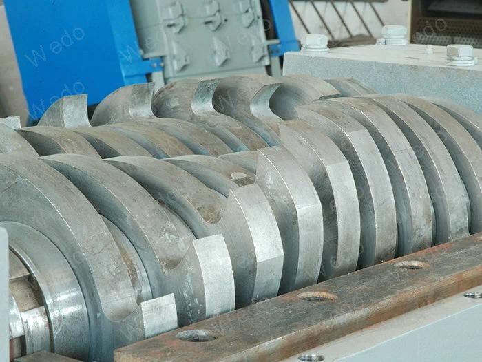 Double Shaft Pet Bottle and Cardboard Recycling Shredder Grinder