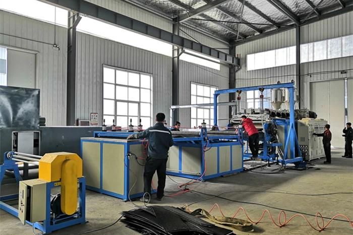 PE Artificial Grass Making Machine/Grass Mat Car Fender Making Machine