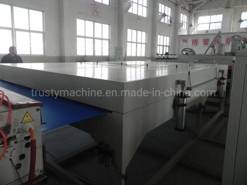 PC PP PE Plastic Hollow Plate Extrusion Line