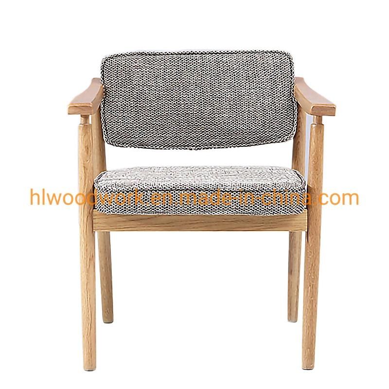 Wholesale Modern Design Hot Selling Dining Chair Rubber Wood Natural Color Fabric Cushion Brown Wooden Chair Furniture Coffee Shop Chair Dining Chair