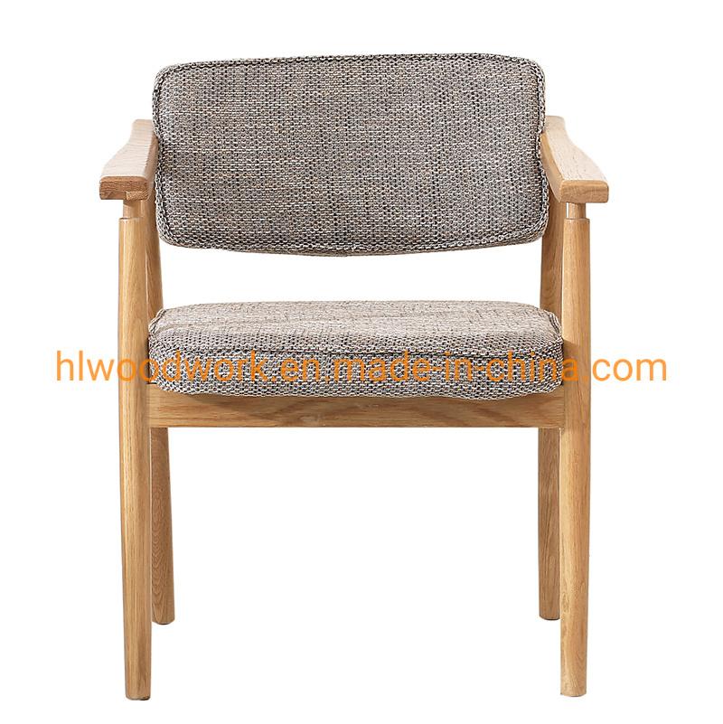 Wholesale Modern Design Hot Selling Dining Chair Rubber Wood Natural Color Fabric Cushion Brown Wooden Chair Furniture Resteraunt Armchair Dining Chair