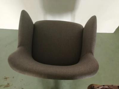 Simple Fabric Armchair Master Chair with Black Steel Restaurant Chair