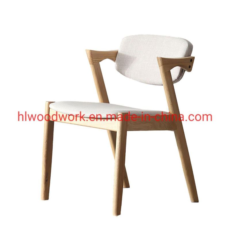 Resteraunt Furniture Oak Wood Z Chair Oak Wood Frame Natural Color White Fabric Cushion and Back Dining Chair Coffee Shop Chair