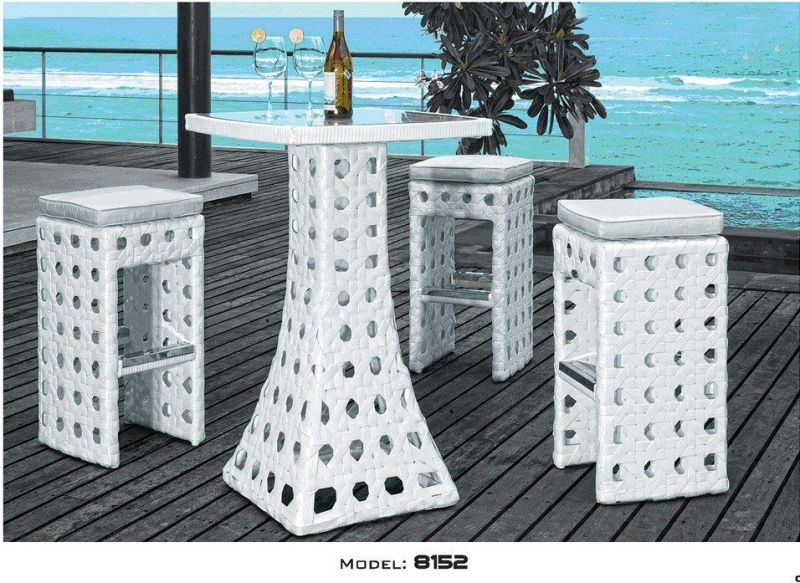 Wholesale Outdoor Bar Furniture High Stool PE Rattan Bar Chairs