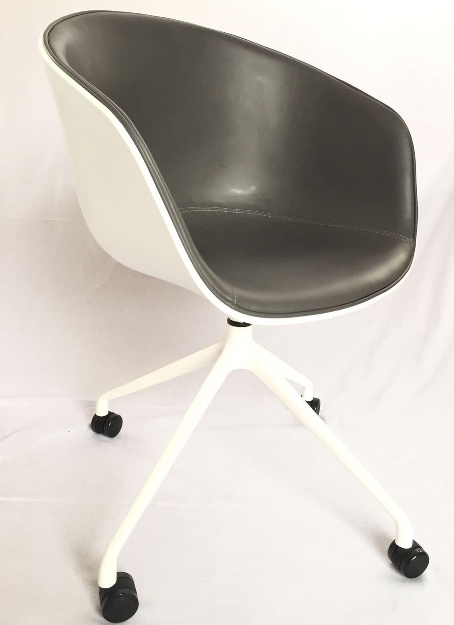 Plastic Swivel Restaurant Office Chair with Aluminum Base