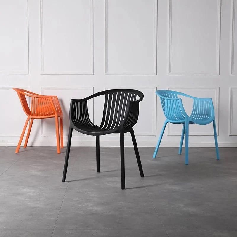 Wholesale Modern Dining PP Armrest Cheap Stackable Plastic Dining Chair