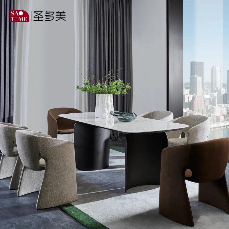 Round Dining Table for Modern Fashionable Family Restaurant