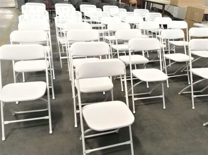 20 Years Factory White Blow Molding HDPE Plastic Folding Banquet Chair for Event, Party, Camping