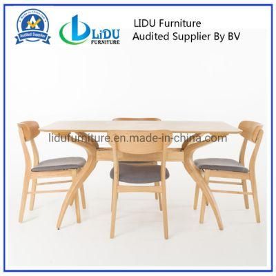 China Manufacturer Wholesale Custom Made Wooden Dining Table with Wood Legs Wooden Tables