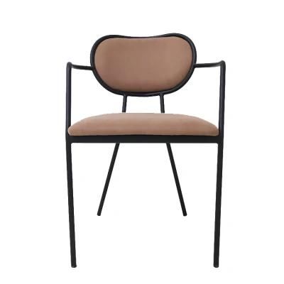 Wholesale Home Furniture Hotel Luxury Metal Frame Brown Color Velvet Fabric Dining Chair