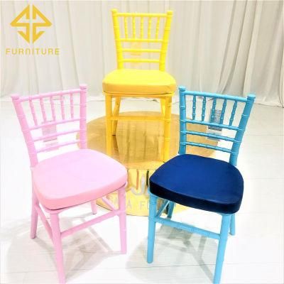 Event Furniture Plastic Resin Kids Tiffany Chair Stacking Chiavari Chair for Restaurant Hotel Wedding Banquet Party Use