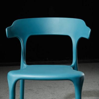 Wholesale Stackable Scandinavian Designs Furniture Plastic Dining Chair Suppliers