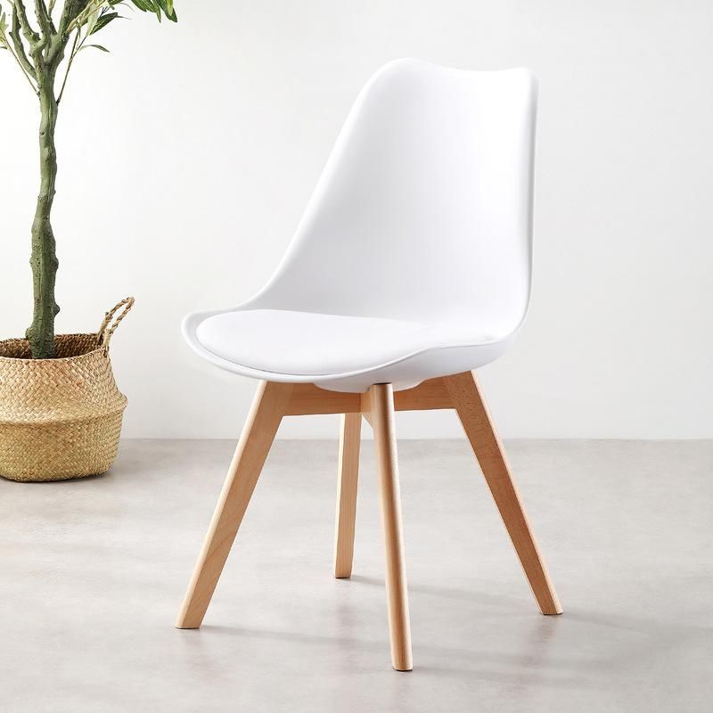 Modern Home Furniture Polypropylene Beech Wood Legs PU Cushion Leather Seat Dining Room Set PP Chair Nordic Dining+Chair Scandinave Style Simple Chairs