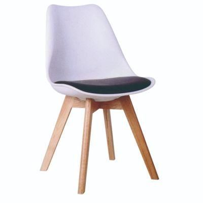 Luxury Modern Coffee Shop Leisure Chair with Cushion PP Plastic Dining Chair with Beech Wood Leg