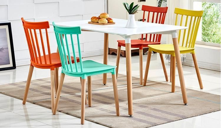 Wholesale Cheap New Design Modern Wooden Legs Plastic Dining Chairs with Beech Wood Legs PP Plastic Chairs for Sale