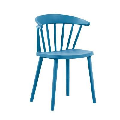 Custom Fashionable Atmosphere Comfortable Seat Anti-Slide Pad Metal Leg Dining Plastic Chair