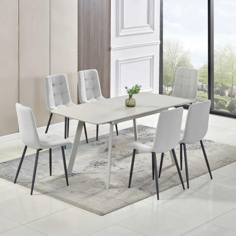 Factory Wholesale Modern Small Fabric Dining Chair with Black Painting Legs