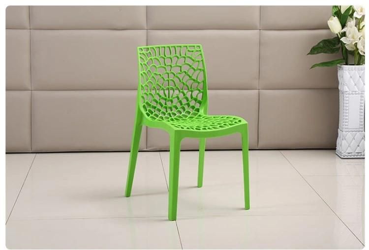 Sillas De Comedor Restauant Portable Plastic Chair Outdoor Stacking Garden Dining Chair for Sale