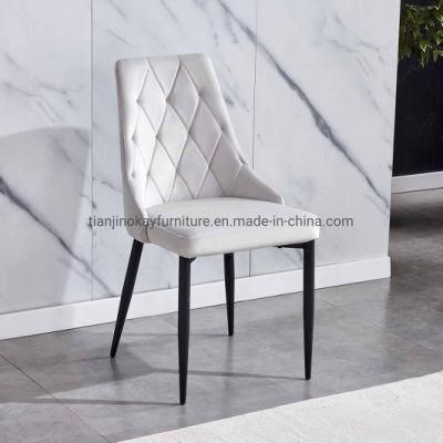 China Factory Wholesale New Design Modern Home Furniture Living Room European Metal Legs Dining Chair with White Velvet Fabric