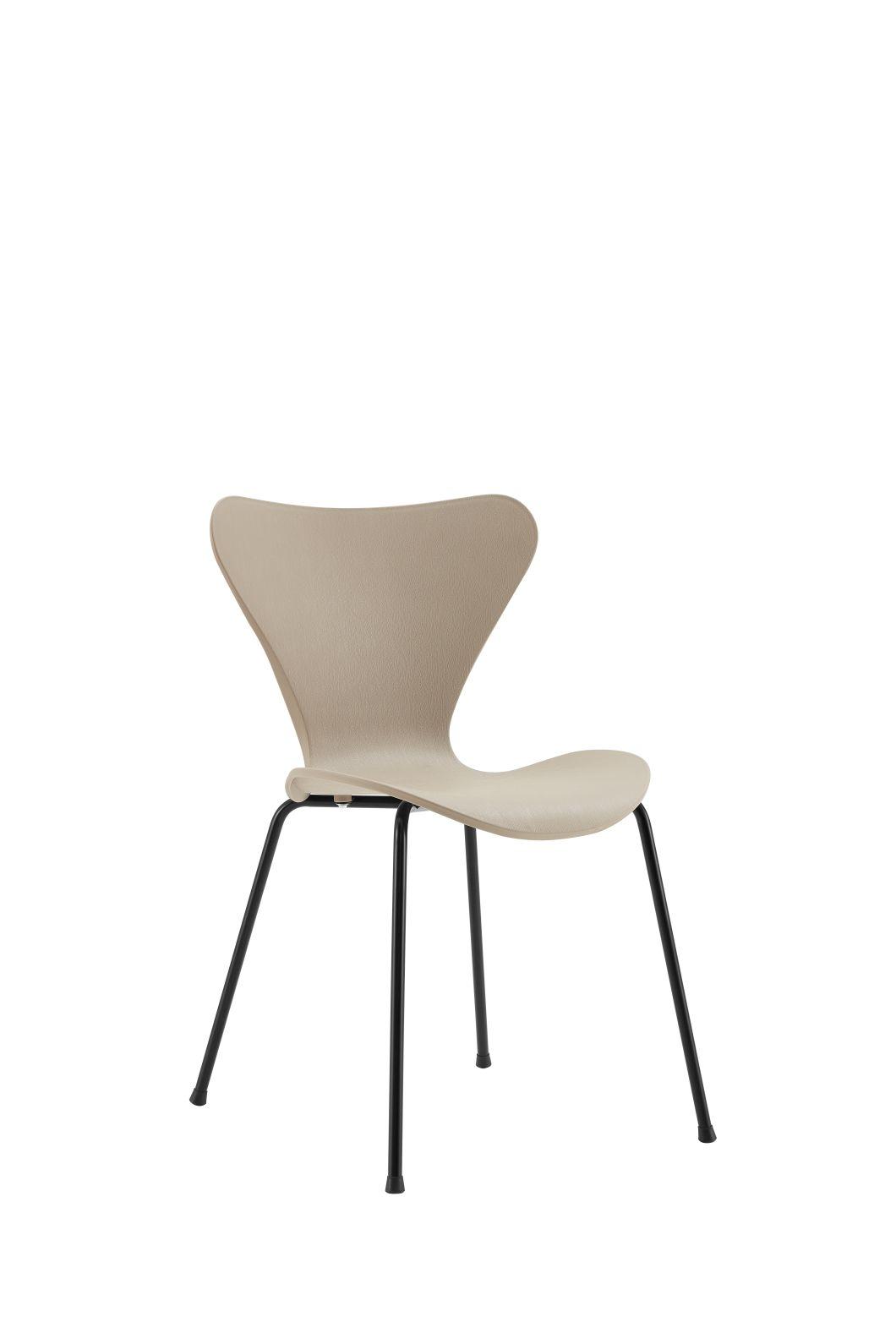 Modern Home PP Bar Stool High Plastic Bar Chair with Metal Transfer Legs