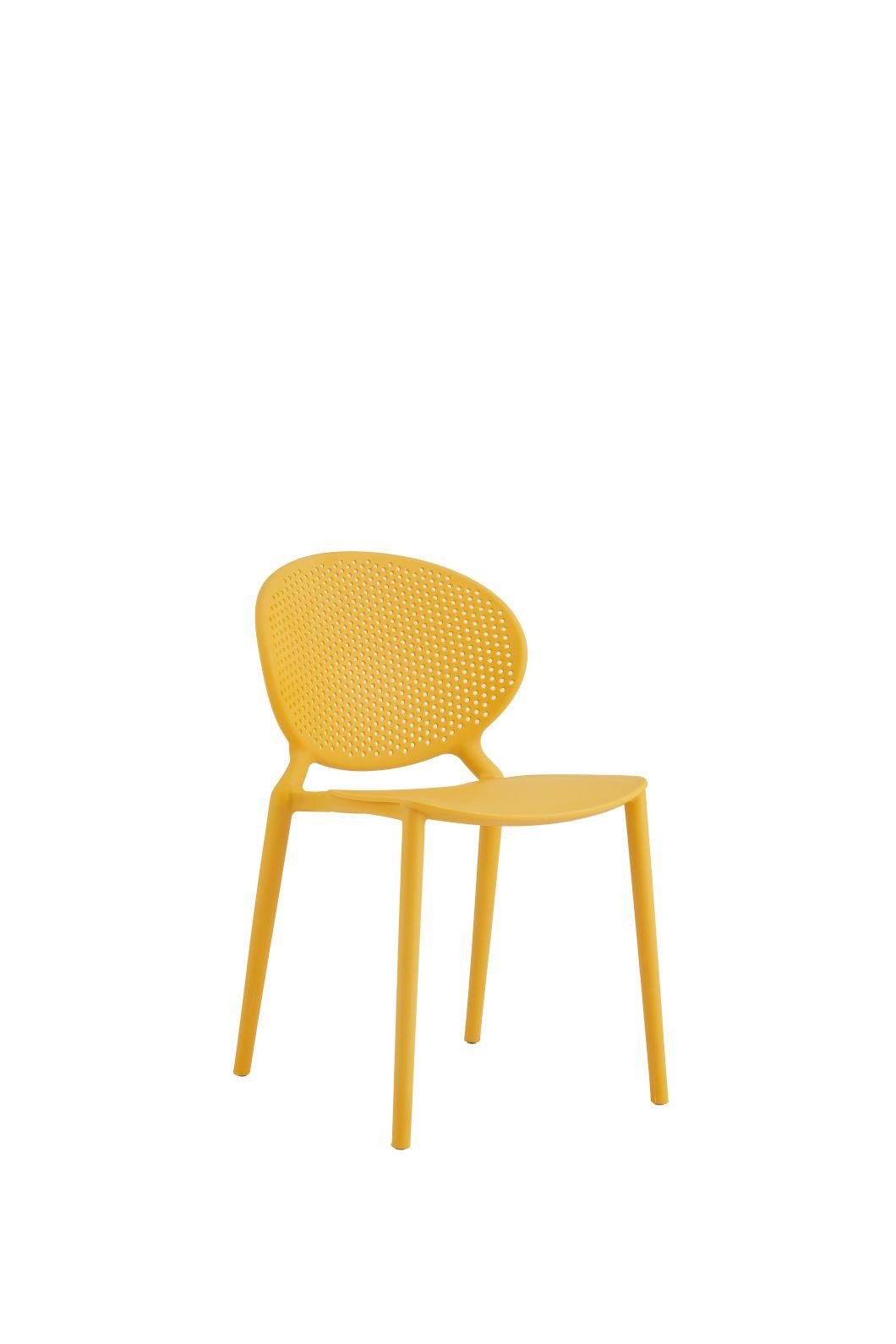 Top Nordic Dining Room Furniture Plastique Stackable Cafe PP Plastic Chair Modern Chair