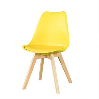 Yellow Color PP Dining Chair Wood Seat Chaise Scandinav Dining Table Set 4 Chairs Set Round Nordic Plastic Chairs