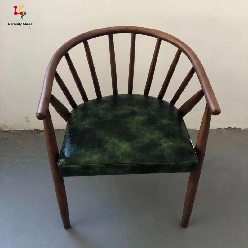 Wholesale Restaurant Furniture Antique Solid Wooden Frame PU Upholstery Seat Wood Dining Chair