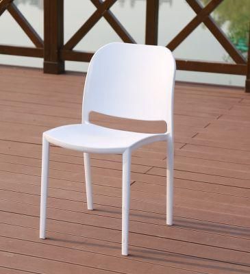 EU Standard Plastic Outdoor Garden Leisure Chair Home Restaurant Furniture Wedding Dining Outdoor Folding Leisure Chair with Table Available