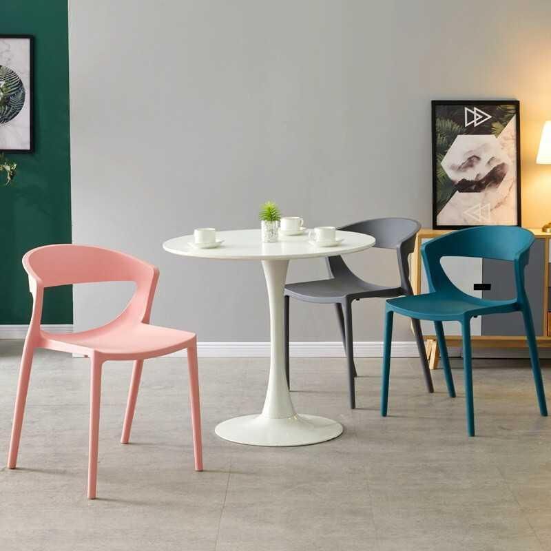 Dining Room Furniture Plastic Chair Modern Furniture Cafe Furniture PP Chair