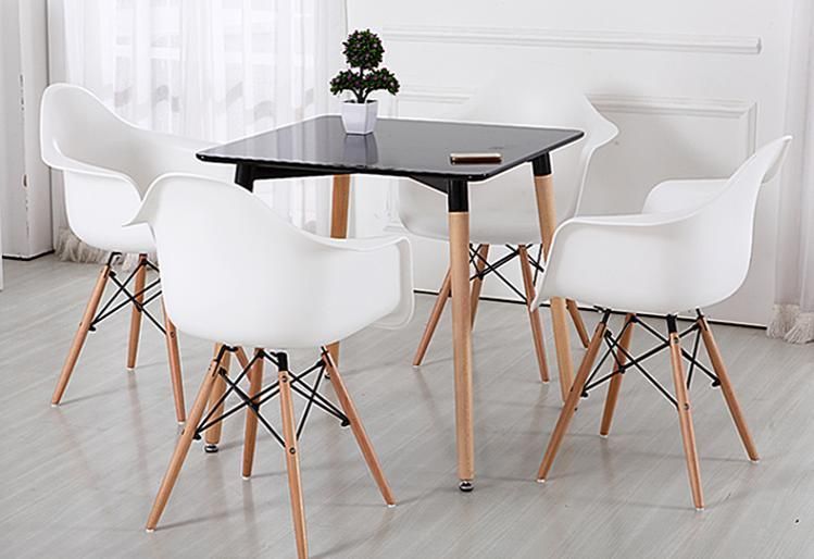 Wholesale Plastic Back Wood Leg Cafe Chairs Restaurant Cheap Leisure Plastic Dining Chair