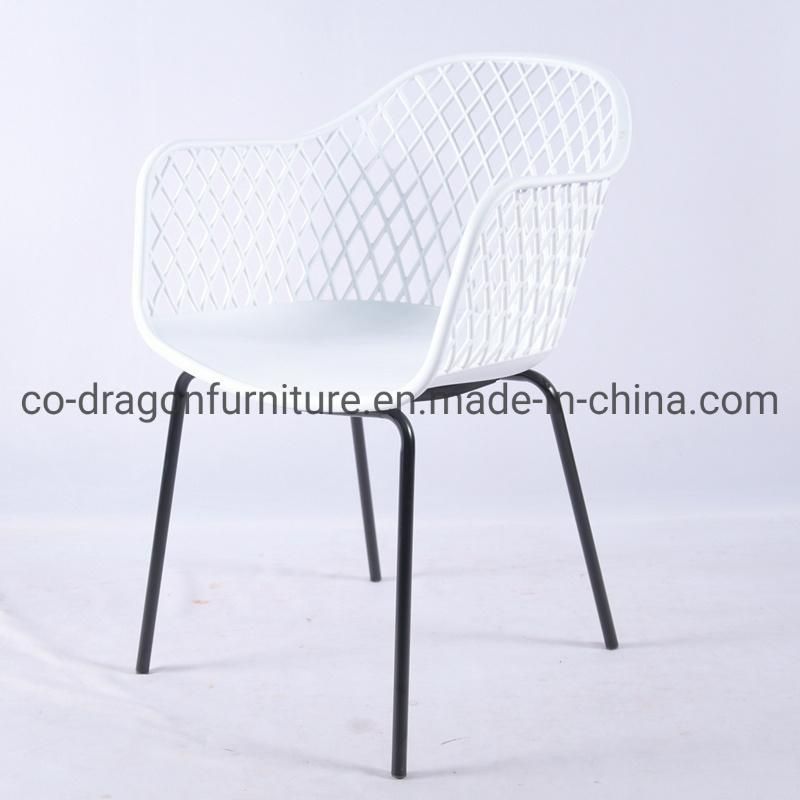 Wholesale Plastic Dining Chair with Metal Legs for Home Furniture