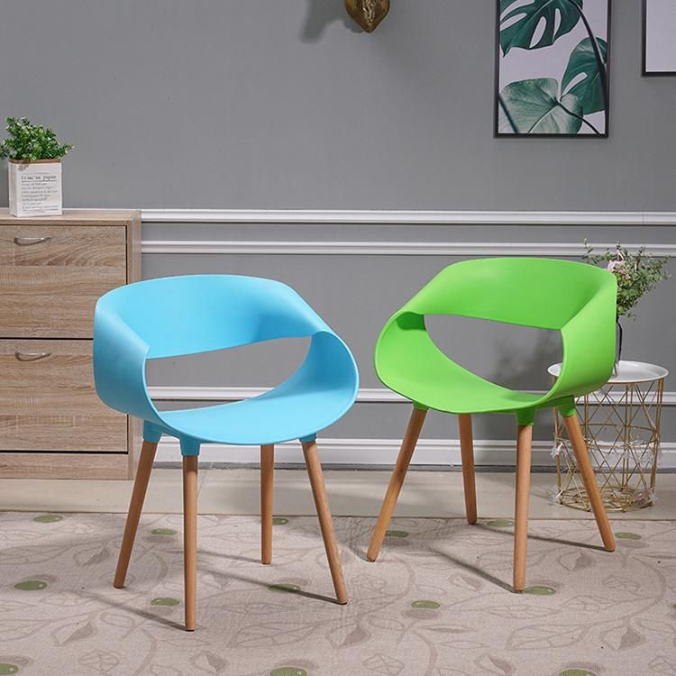 Black PP Chair Bend Designer Nordic Creative Lounge Chair Summer Plastic Beach Chair