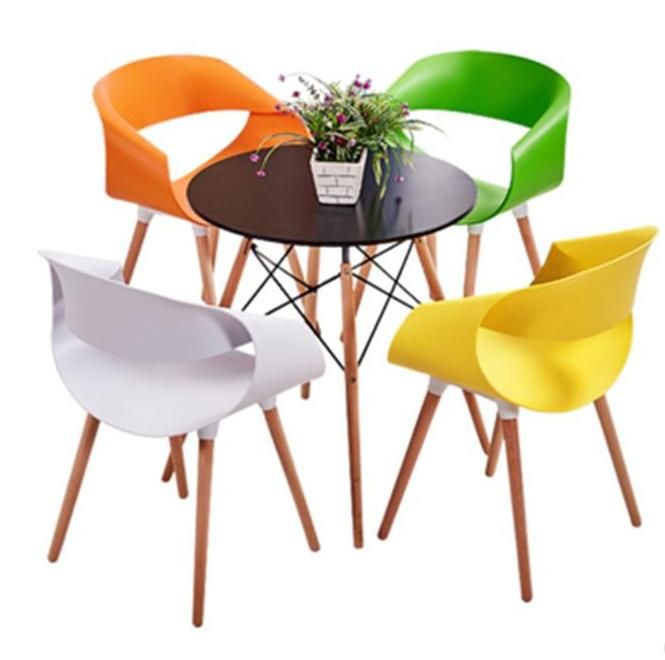 Free Sample China Factory Cheap Dining Furniture Wholesale Modern Nordic Black Dining Chair with Wooden Legs