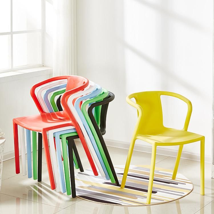 Wholesale Plastic Armchair Colorful Plastic Dining Chair with Arms