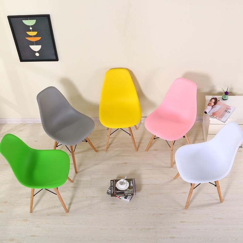 Home Furniture Colourful Plastic Dining Chair Chaise Silla Grey PP Dining Chair Wood Leg