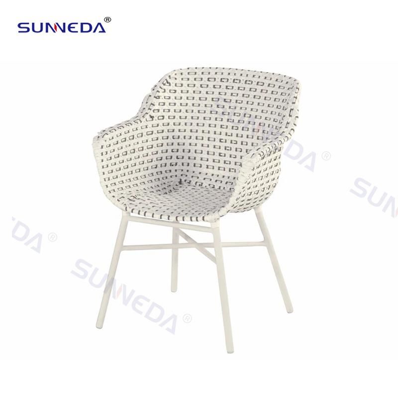 Modern Style Rattan Chair Garden Patio Dining Table Set