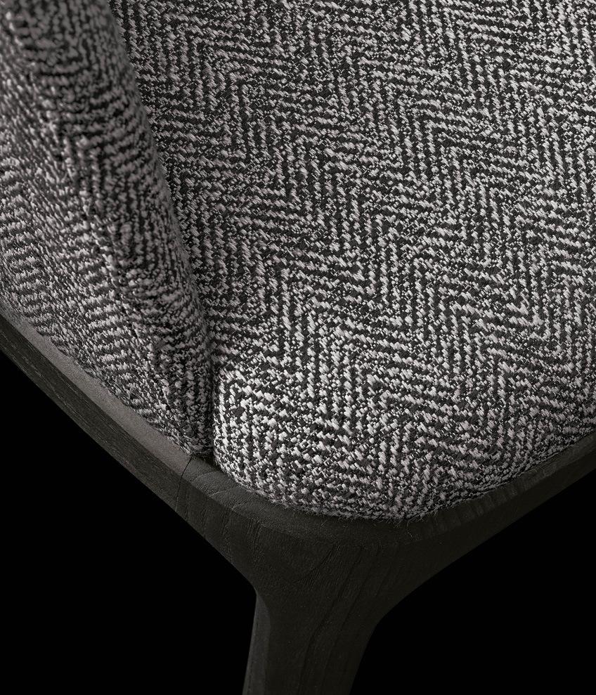 Grace Arm Chair, Solid Wood Base, Latest Italian Design Chair, Home Furniture Set and Hotel Furniture Custom-Made