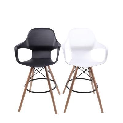 Wholesale Modern Bar Furniture Beech Wood Legs PP Bar Stool