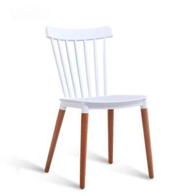 Wholesale Cheap New Design Modern Wooden Legs Plastic Dining Chairs with Beech Wood Legs PP Plastic Chairs for Sale