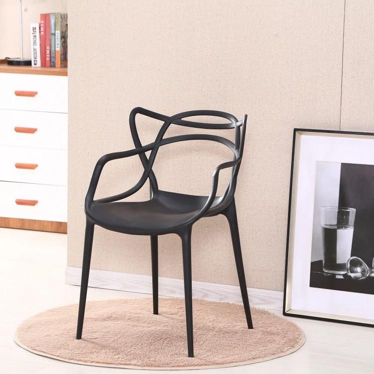 Chinese Stackable Ergonomic Comfortable Cafe Armless Dining Silla Plastic Chair