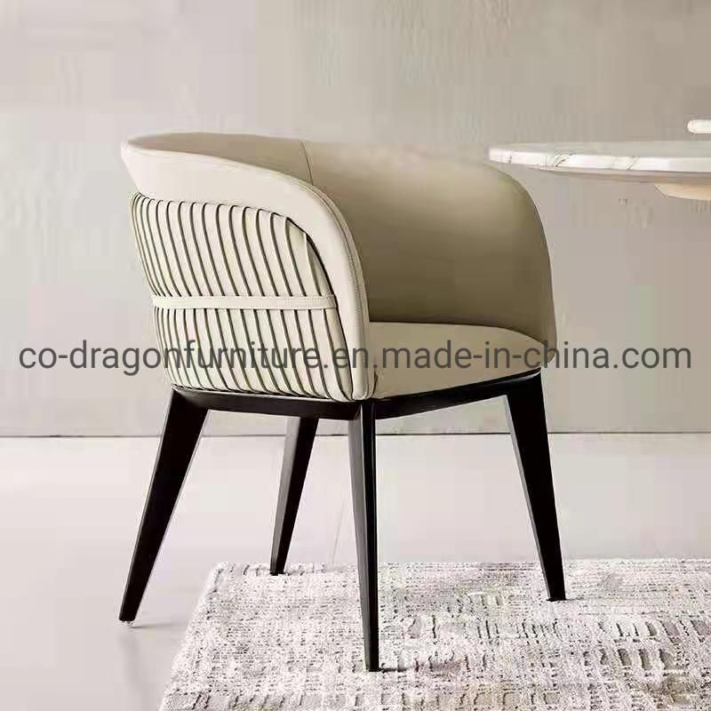 Modern Leather Dining Chair with Wooden Legs for Dining Furniture