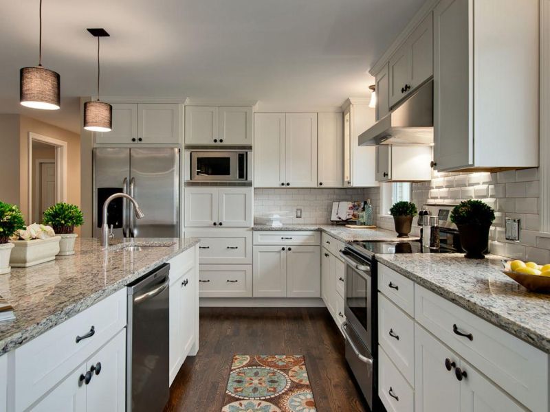 Brilliant White Shaker Ready to Assemble Kitchen Cabinets