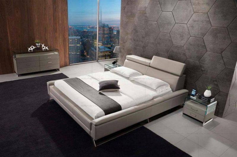 Customized Luxury Modern Hotel Furniture Bedroom Bed King Bed with Metal Legs Gc1715