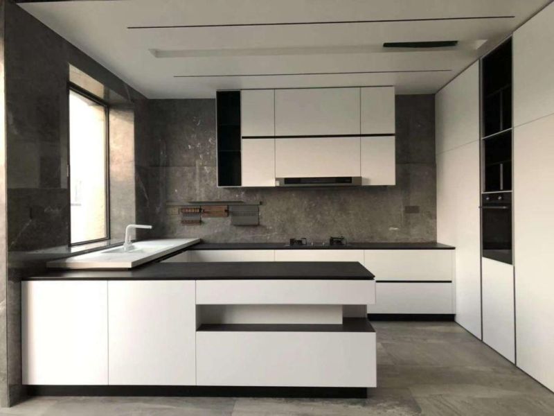 Luxurious Modern Furniture U-Style PU Painting Finsh Handleless Design Kitchen Cabinet