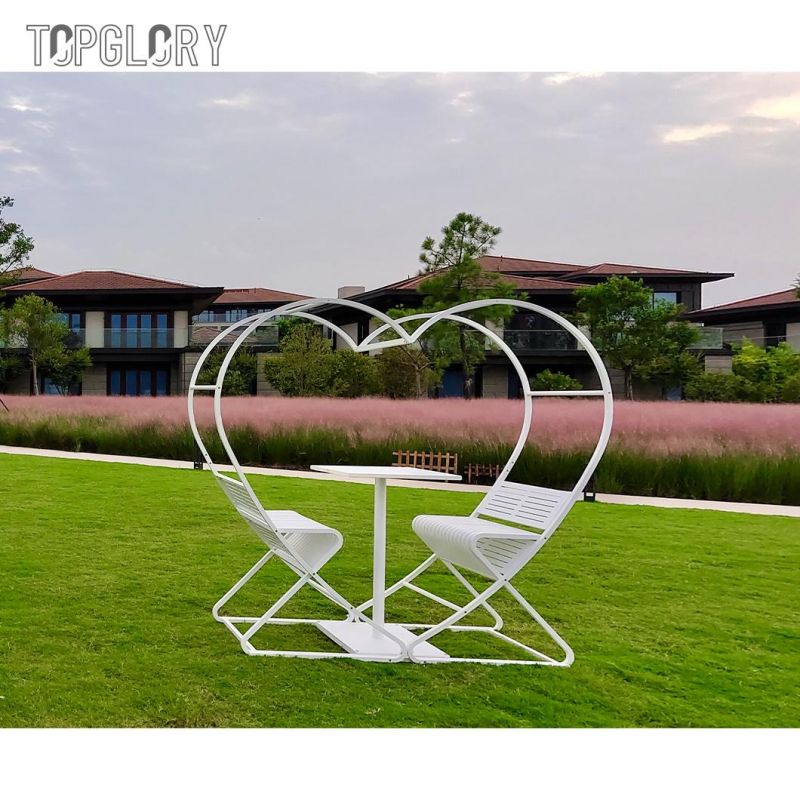 Popular Creative Design Hotel Outdoor Garden Home Furniture Aluminium Table and Chair Set