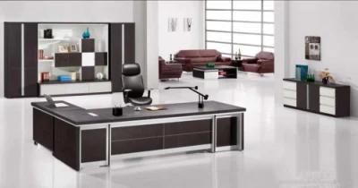 Factory Selling Rectangle Latest Designs Italian Office Desk (SZ-ODT633)