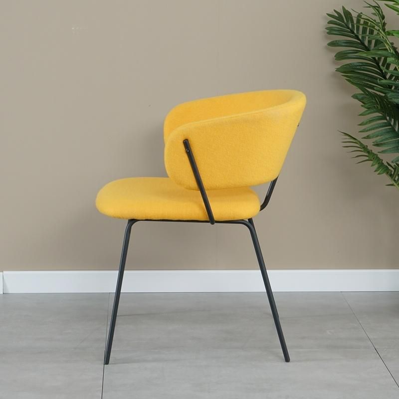 Simple High Quality Yellow Ring Back Fabric Leisure Velvet Modern Living Room Chair with Black or Gold Chair