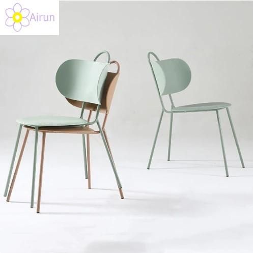 Wholesale Modern Colorful Cheap Dining Chairs Pink Stackable PP Plastic Coffee Shop Dining Room Chair with Power Coating Legs